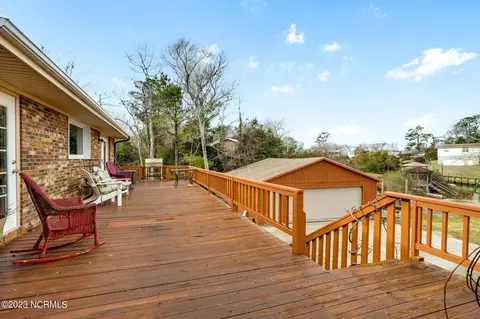 663 Hughes Rd, Hampstead, NC 28443 photo 32