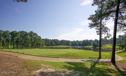 93 Abbottsford Dr, Pinehurst, NC 28374 photo 8