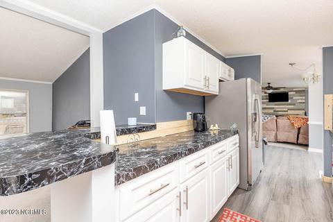 588 Phillips Rd, Selma, NC 27576 photo 9