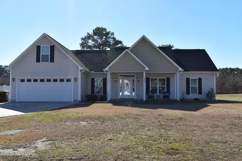 1234 Grayleigh Dr, Ayden, NC 28513