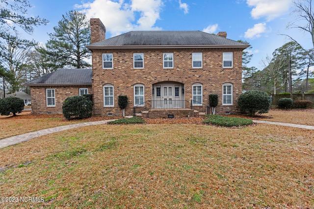 310 Granville Dr, Greenville, NC 27858