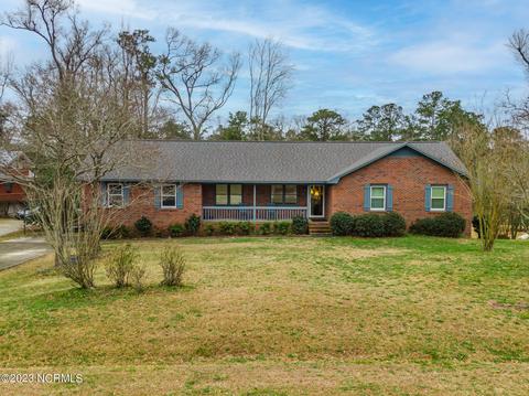 328 Bayshore Dr, Wilmington, NC 28411