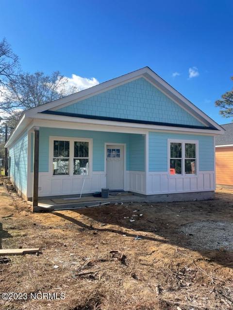 213 NE 75th St, Oak Island, NC 28465