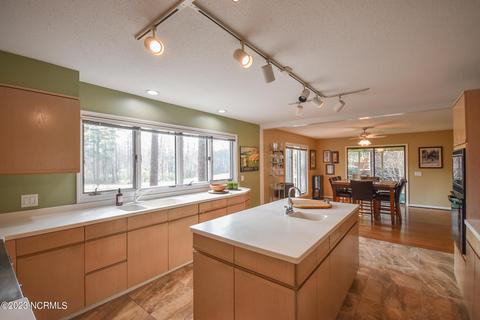 22 Thunderbird Cir, Pinehurst, NC 28374 photo 5