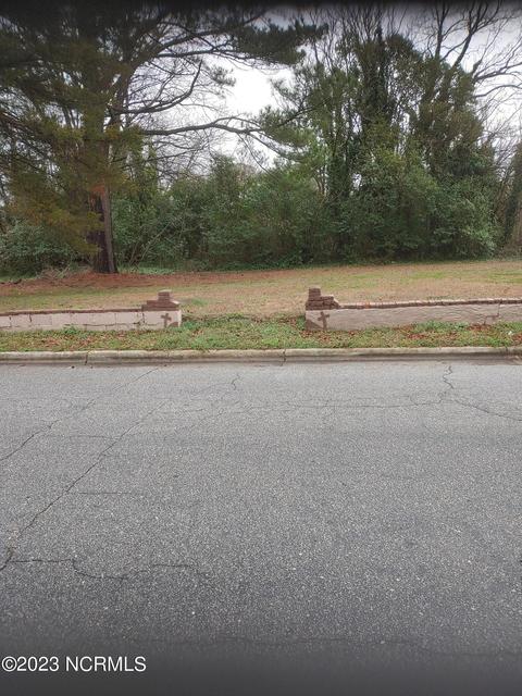 713 Moore St S, Wilson, NC 27893