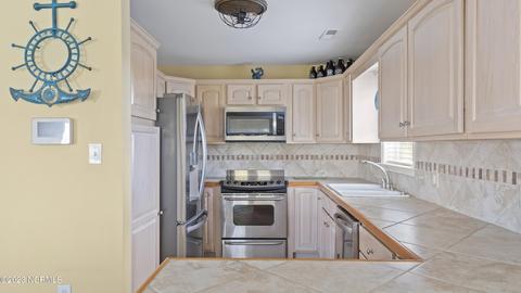 6909 Emerald Dr, Emerald Isle, NC 28594 photo 52
