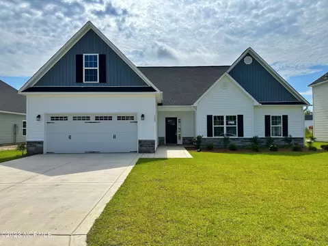 522 Indigo Johnston Dr, Jacksonville, NC 28546