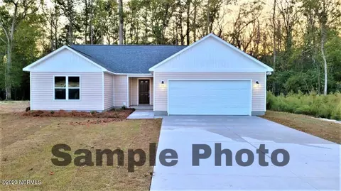100 Kinsaw Ct, Vanceboro, NC 28586