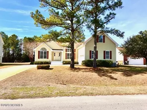 243 E Ivybridge Dr, Hubert, NC 28539 photo 1