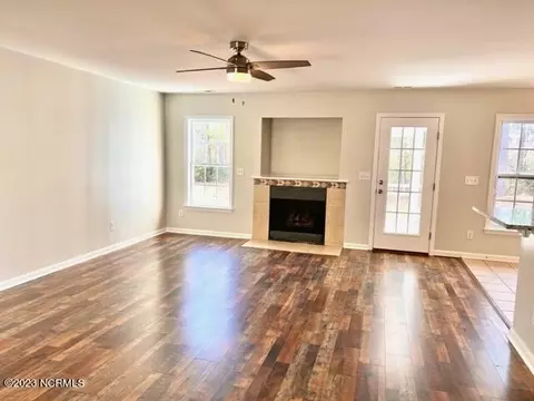 243 E Ivybridge Dr, Hubert, NC 28539 photo 7
