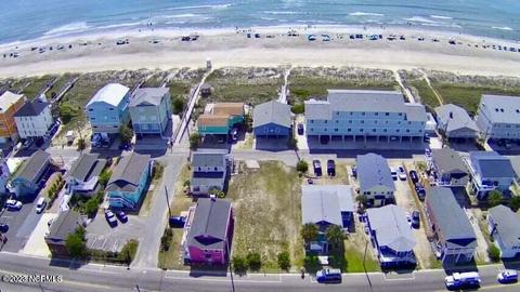 703 Lake Park Blvd S, Carolina Beach, NC 28428