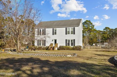 113 Quailwood Cir, Cape Carteret, NC 28584