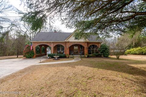 755 Old Cheraw Hwy, Rockingham, NC 28379