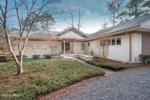 14 Squires Ln, Pinehurst, NC 28374 photo 3