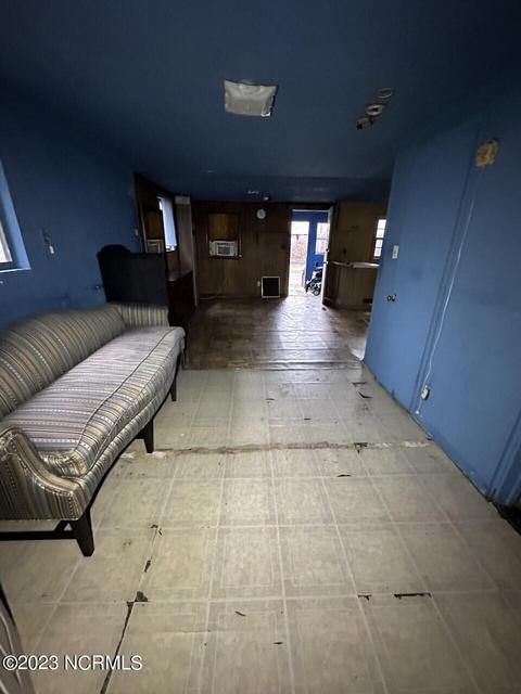306 E Cobb St, Pinetops, NC 27864 photo 2