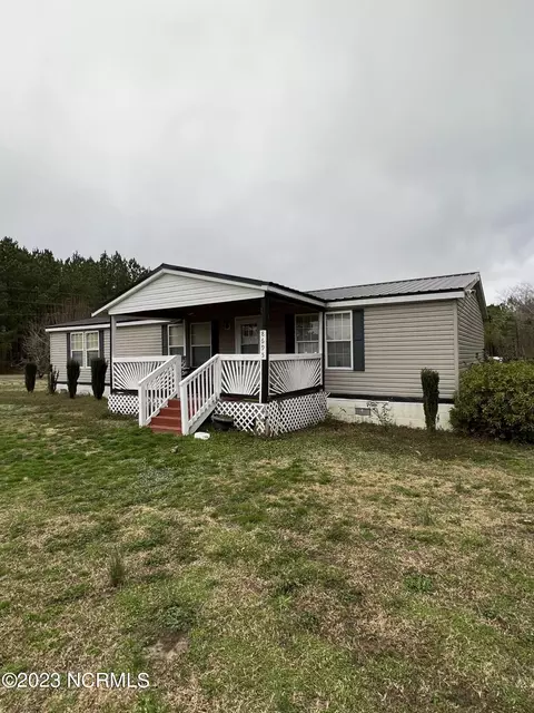 101 Bainbridge Ln, Atkinson, NC 28421 photo 1