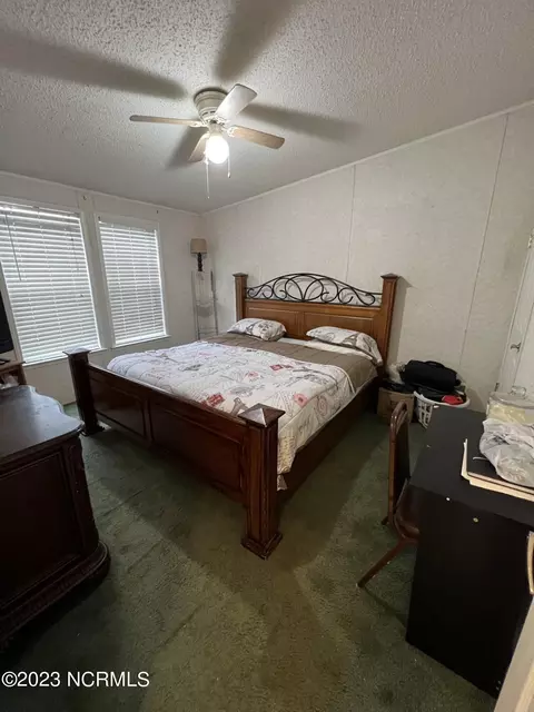 101 Bainbridge Ln, Atkinson, NC 28421 photo 17