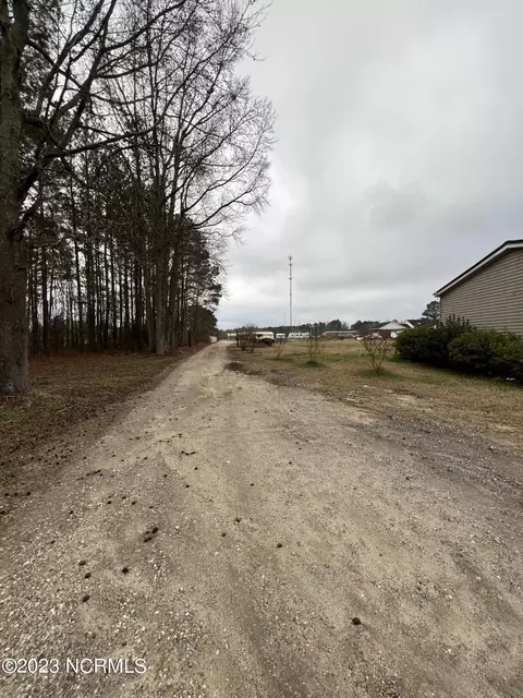 101 Bainbridge Ln, Atkinson, NC 28421 photo 8