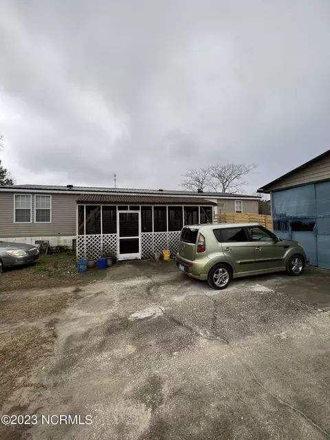 101 Bainbridge Ln, Atkinson, NC 28421 photo 7
