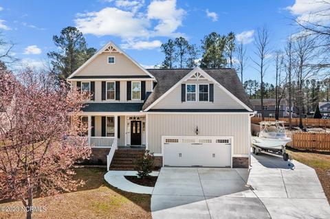 107 Geer Ct, New Bern, NC 28562