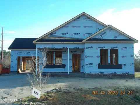121 Meadow Ridge Ln #15, Coinjock, NC 27923