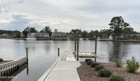 916 Bee Tree Ct, New Bern, NC 28560 photo 12