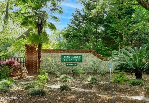 1261 Harbour Gate S, Calabash, NC 28467