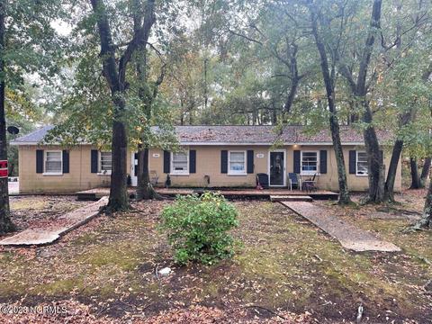 409 E Nelson St, Robersonville, NC 27871