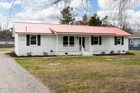 2454 210 Hwy E, Hampstead, NC 28443 photo 1