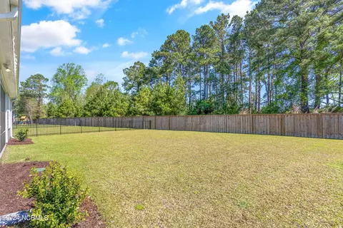 Exterior - 9 E Lightning Bug Ln #358, Hampstead, NC 28443 photo 10 of 21