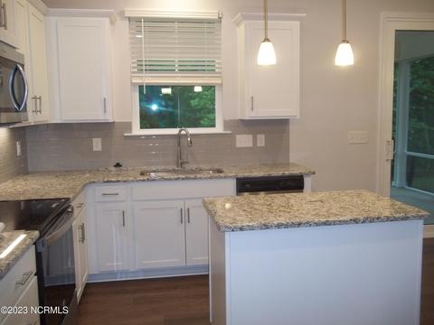 926 W Arboria Dr, Hampstead, NC 28443 photo 16