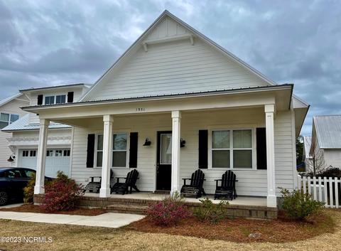 1951 Springwood Dr, Wilmington, NC 28409