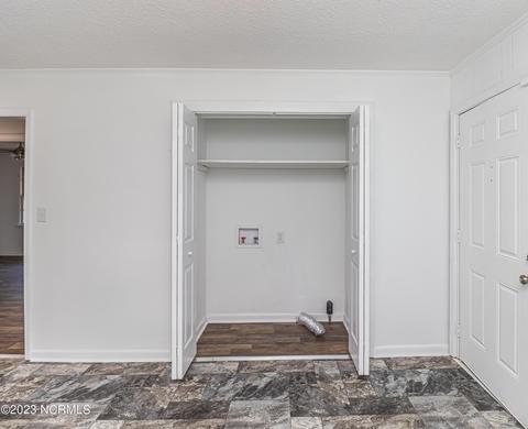 606 E Pollock St, Mount Olive, NC 28365 photo 7