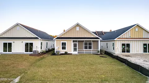 7615 Privateer Loop, Sunset Beach, NC 28468 photo 2