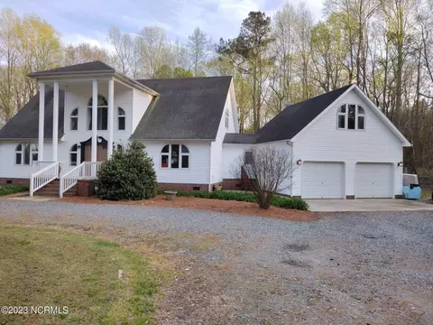 100 Cutter Ln, Knotts Island, NC 27950