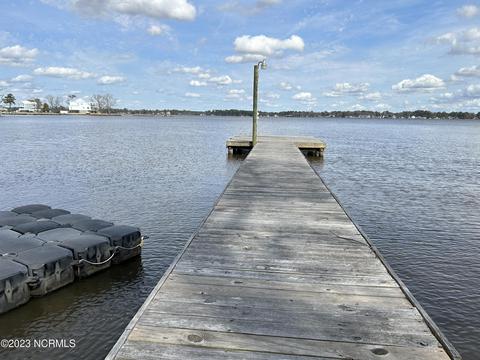 772 E Bayside Dr, Chocowinity, NC 27817 photo 2