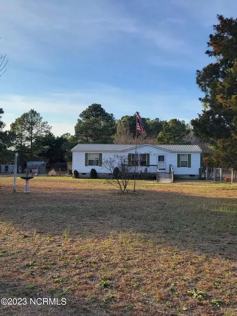 108 Meadow Ln, Hamlet, NC 28345 photo 1