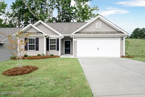 1310 Patti Ln SE, Bolivia, NC 28422