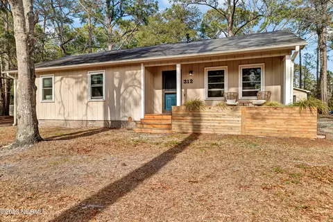 312 Kemper Rd, Hampstead, NC 28443 photo 1