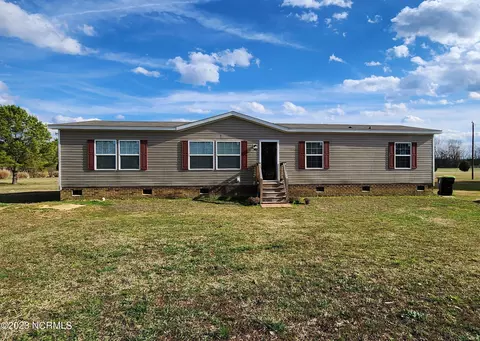 143 Hillside Dr, Rich Square, NC 27869