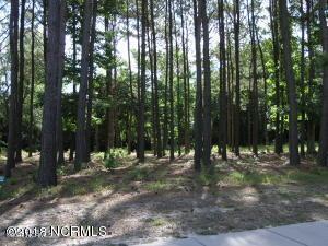 9277 W Lake Rd, Calabash, NC 28467