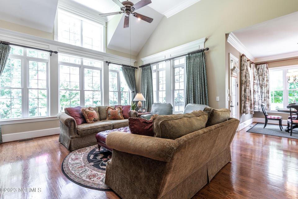  532 Westminster Cir, Greenville, NC 27858 photo 34