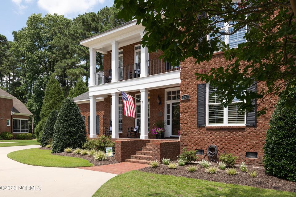  532 Westminster Cir, Greenville, NC 27858 photo 3