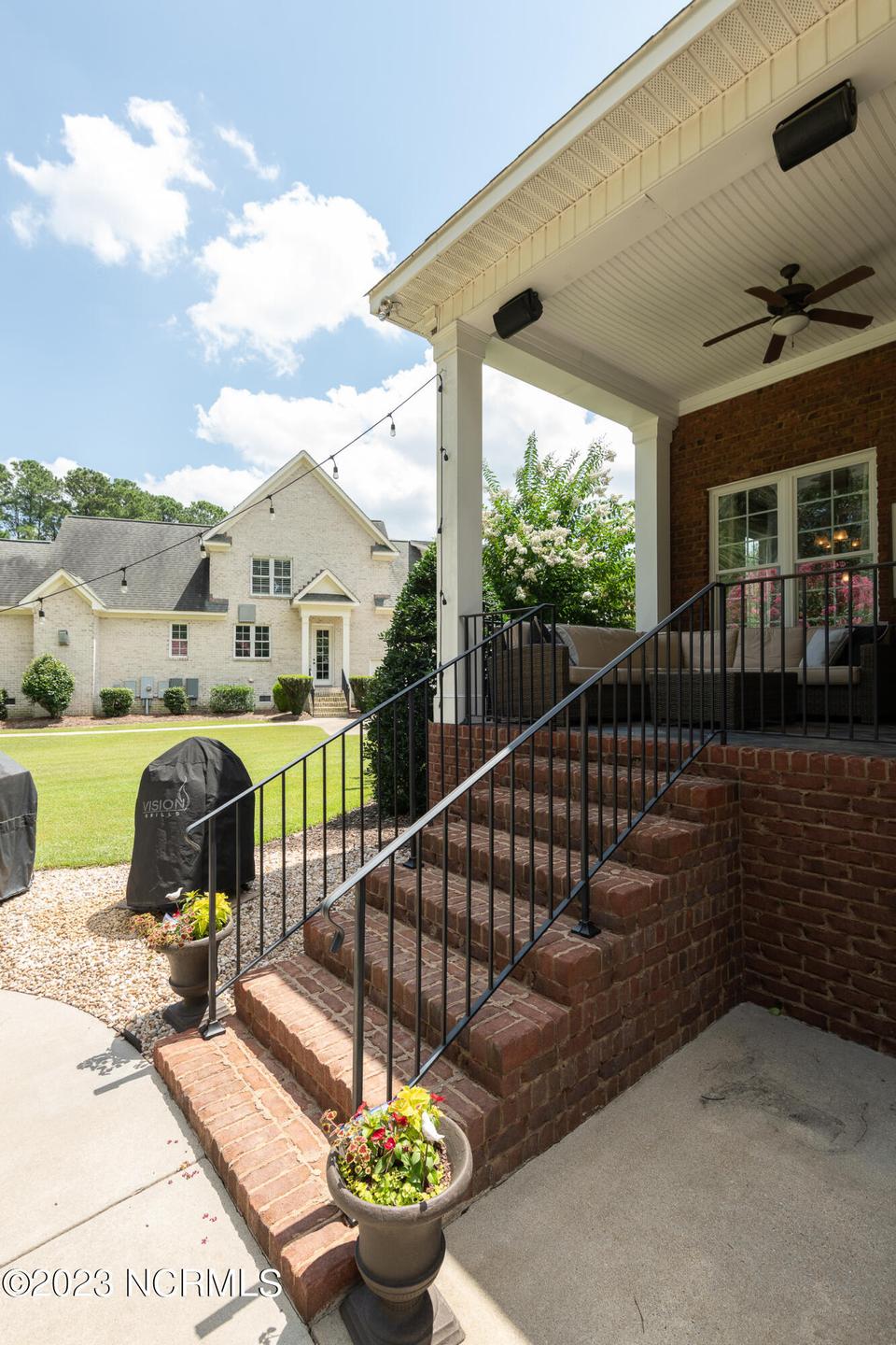  532 Westminster Cir, Greenville, NC 27858 photo 22