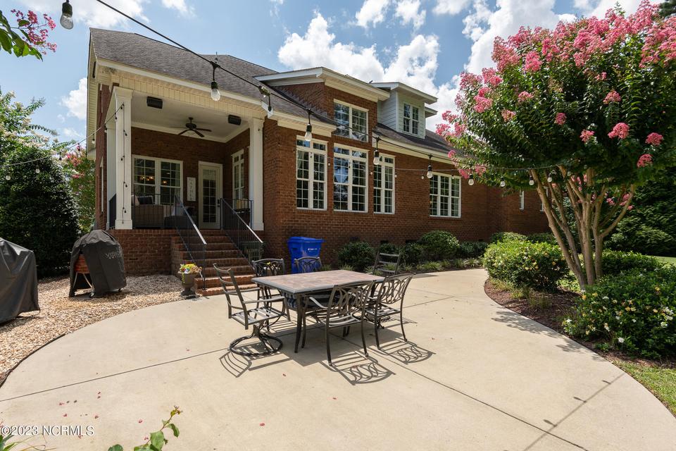  532 Westminster Cir, Greenville, NC 27858 photo 17
