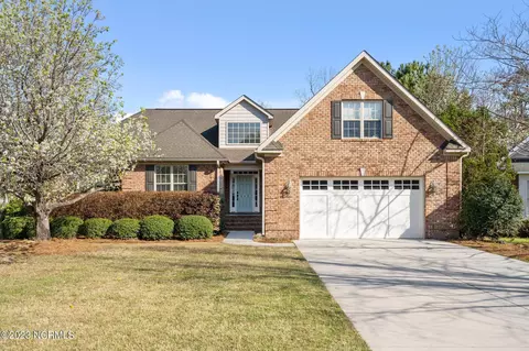 645 Blue Point Dr, Wilmington, NC 28411