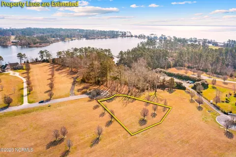 66 Morning Side Dr S, Arapahoe, NC 28510