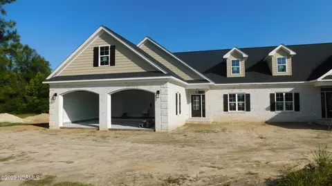 146 Titleist Dr, Goldsboro, NC 27530