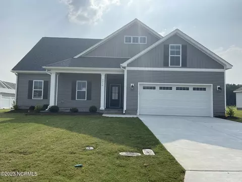 3212 Honeysuckle Dr, Winterville, NC 28590