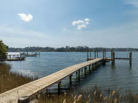 370 Batson Rd, Hampstead, NC 28443 photo 8